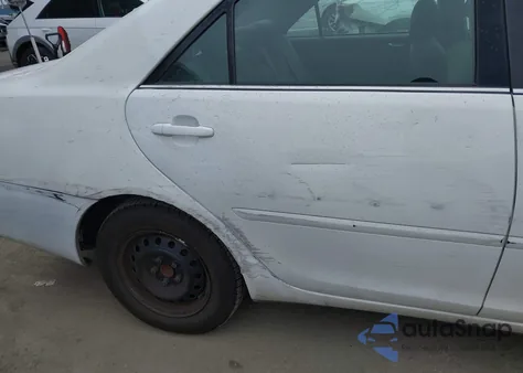 2005 Toyota Camry Le from USA, damaged, VIN 4T1BE32K05U629604